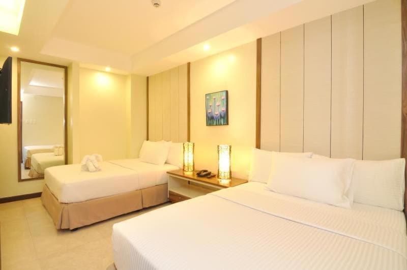 Belian Hotel Тагбиларан Сити Екстериор снимка