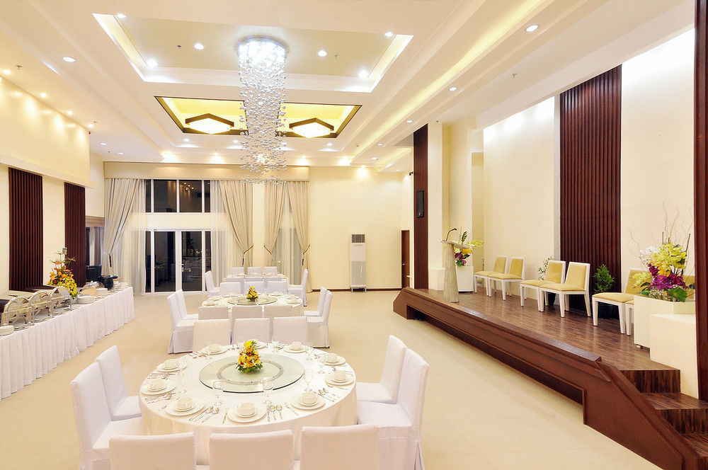 Belian Hotel Тагбиларан Сити Екстериор снимка