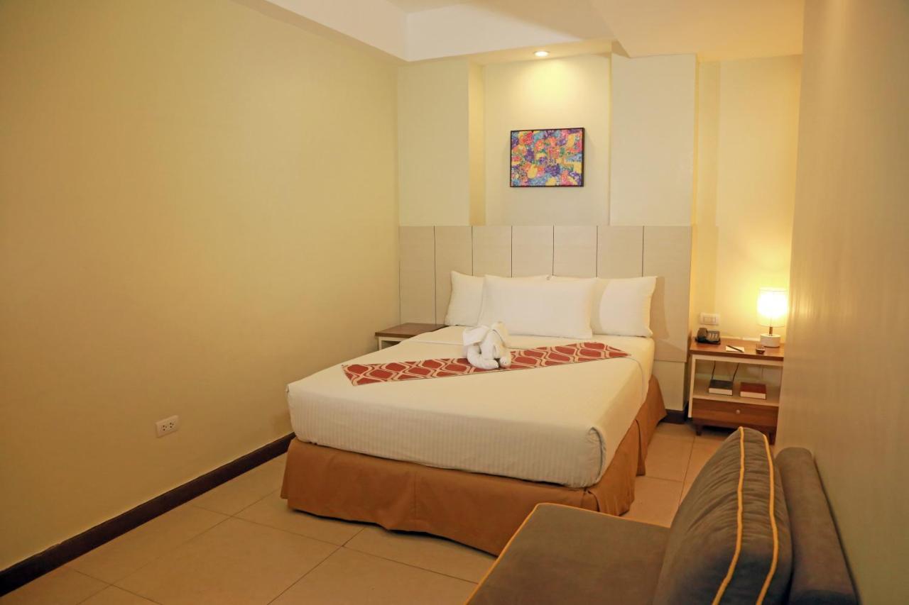 Belian Hotel Тагбиларан Сити Екстериор снимка
