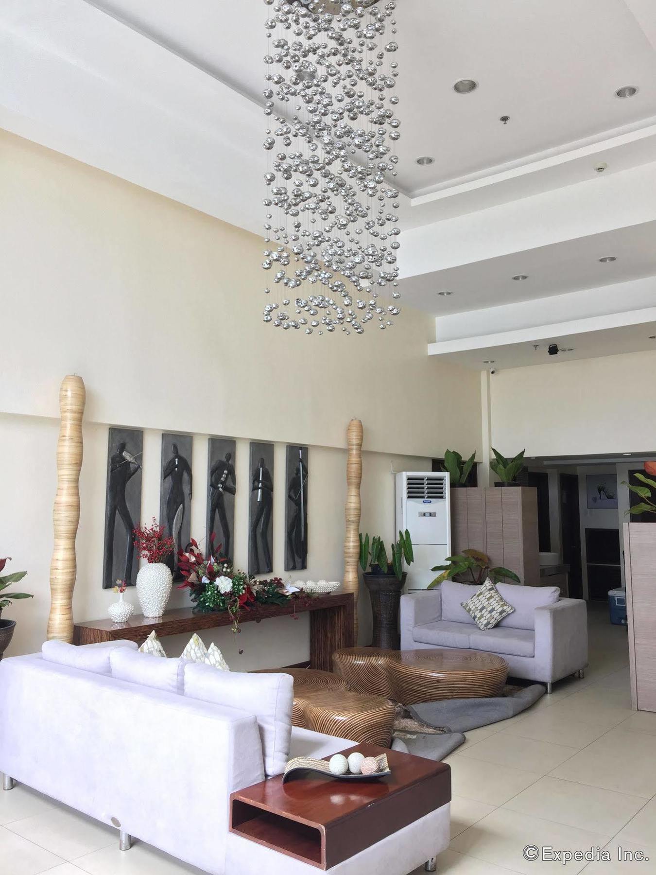 Belian Hotel Тагбиларан Сити Екстериор снимка