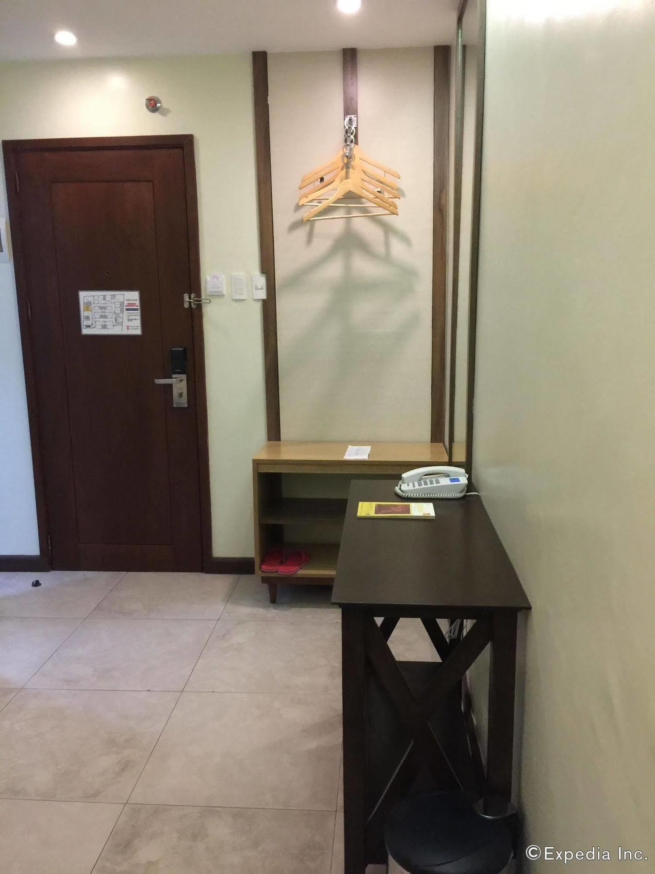 Belian Hotel Тагбиларан Сити Екстериор снимка