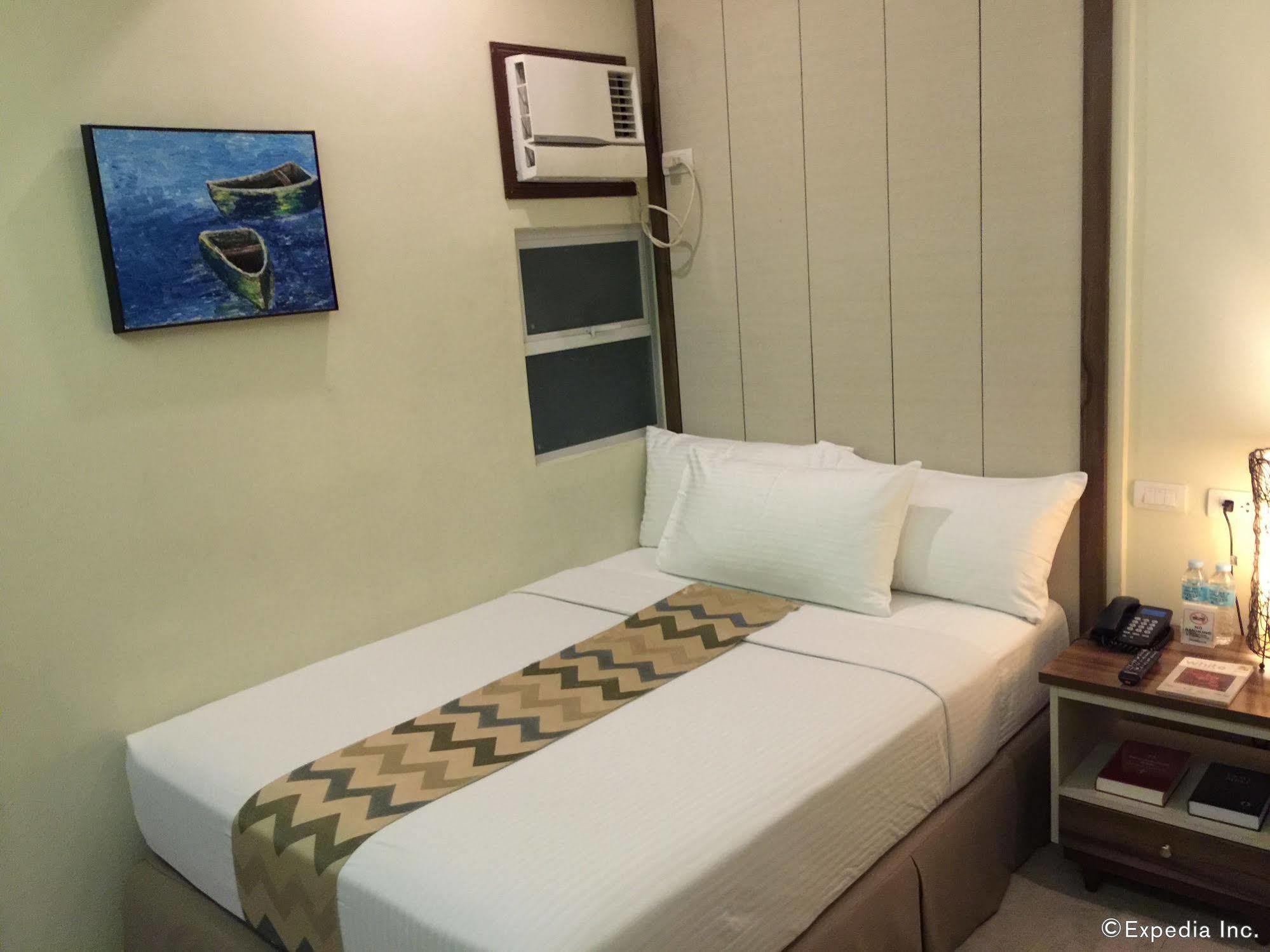 Belian Hotel Тагбиларан Сити Екстериор снимка