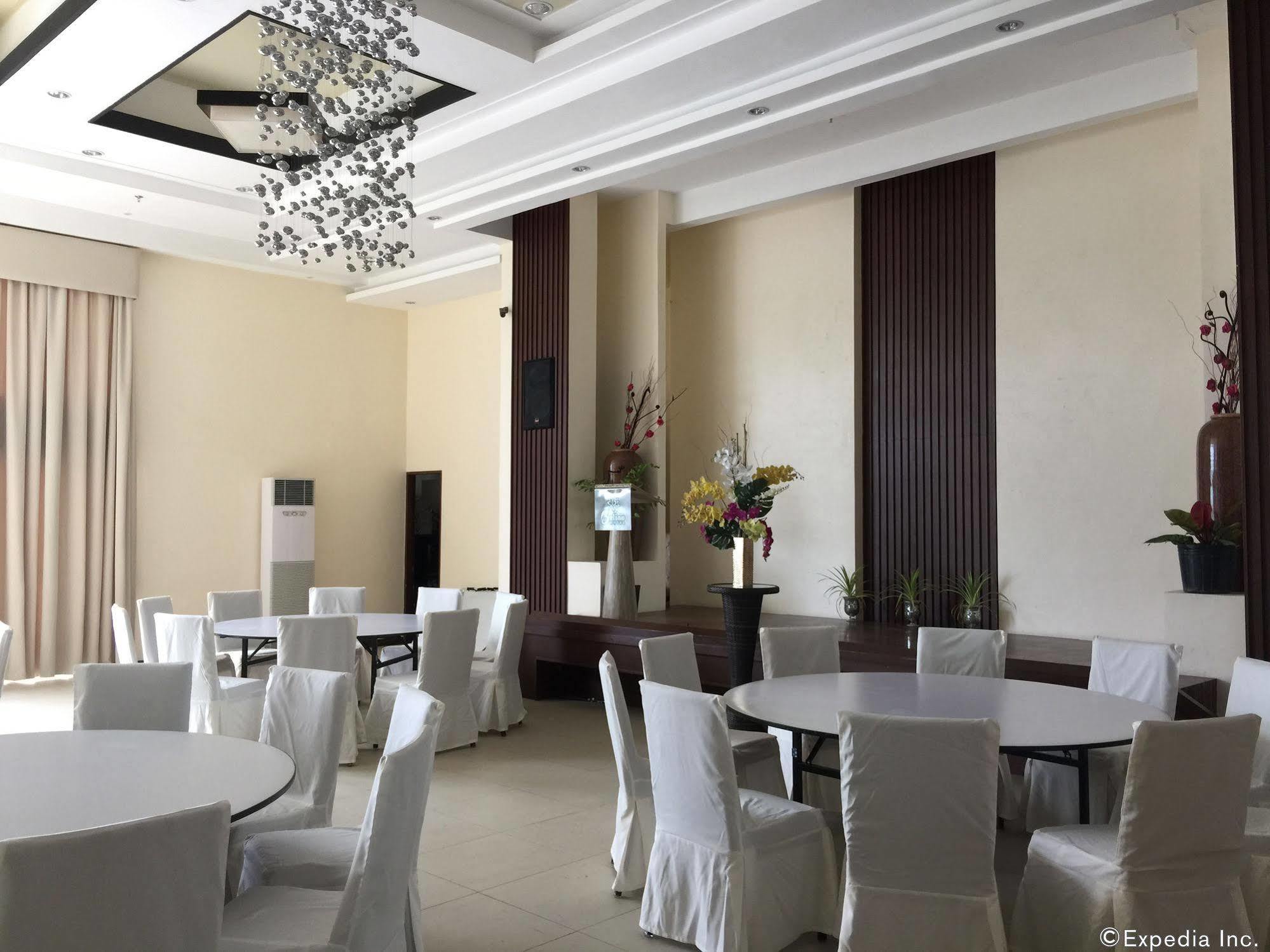 Belian Hotel Тагбиларан Сити Екстериор снимка
