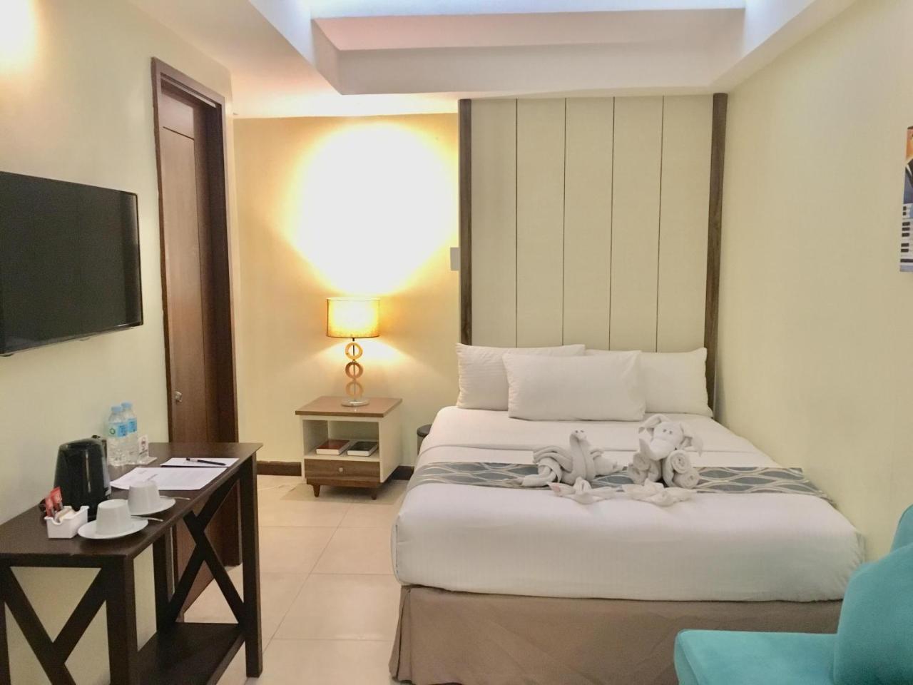 Belian Hotel Тагбиларан Сити Екстериор снимка